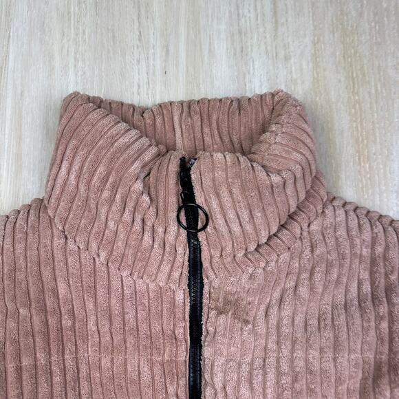 PrettyLittleThing Peach Pink Ribbed Corduroy Cropped Full Zip Puffer Coat 10 - Picture 2 of 14